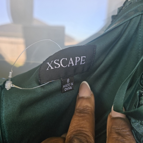 $259 XSCAPE Soutache Cap Sleeve Asymmetric Neck Long Dress Sz 8 Green Holiday - Picture 8 of 16